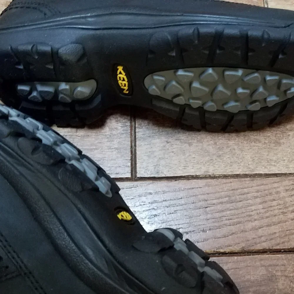 Keen Black Women's Shoes - Picture 3 of 5